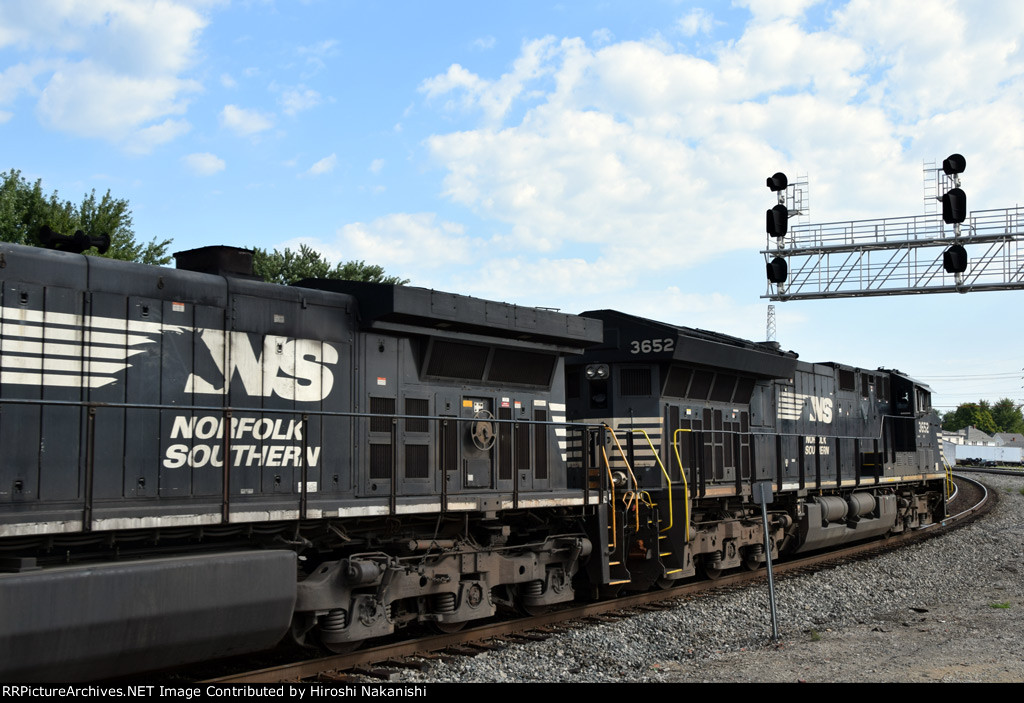 NS3652